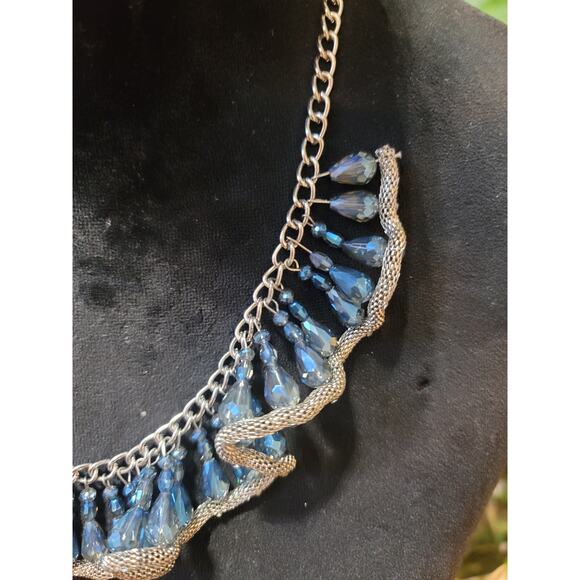 Women's Silver Tone Blue Faceted Crystal Bib Necklace Statement Fashion Jewelry - Picture 4 of 7